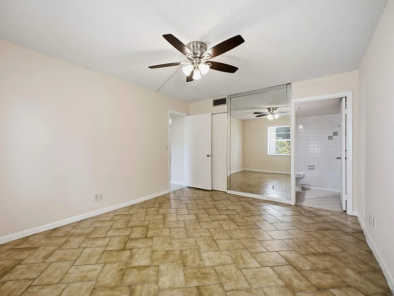 2960 SW 22nd Ave #8120 — Photo 23