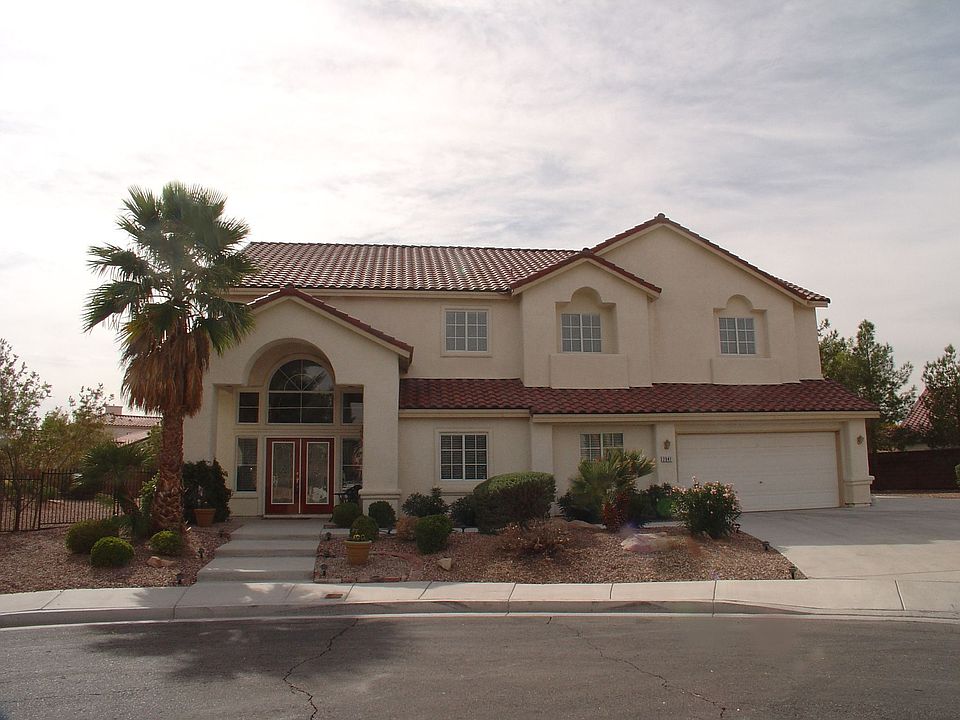 1st image of 2041 E Camero Ave