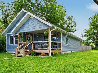 1038 W Thoman St, Springfield, MO 65803