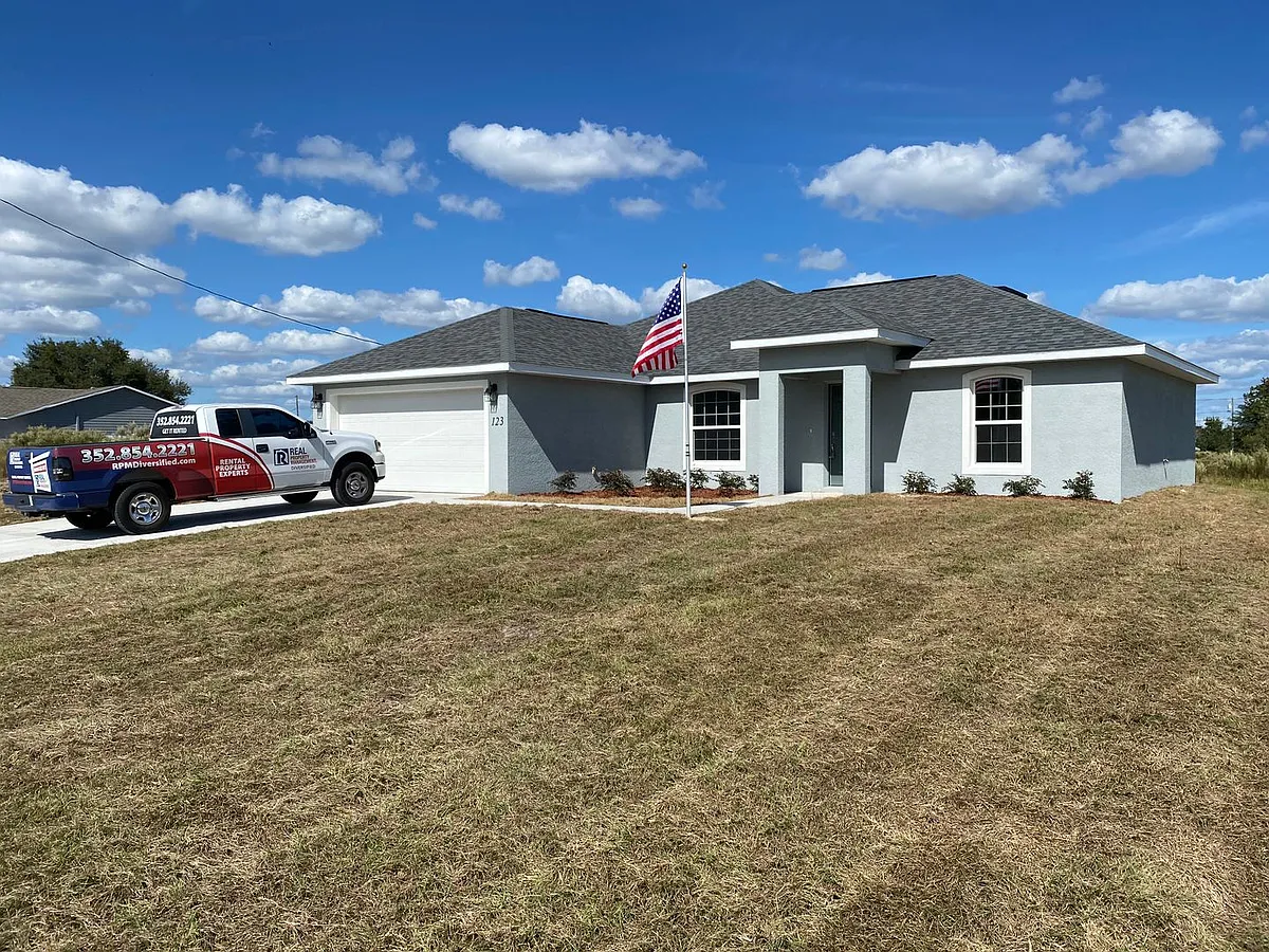 Building Photo - 123 Juniper Loop