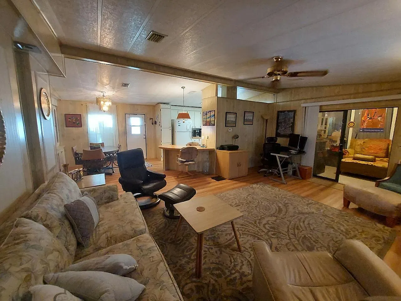 2 bed, 1144 sqft, $1,495 — Photo 2