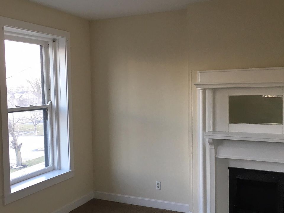 1st image of 2631 Kemper Ln