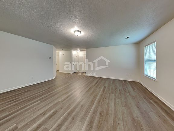 5th image of 4020 Landerwood Dr