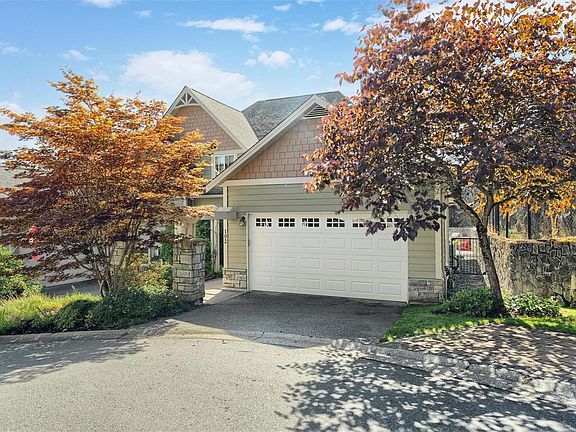 5th image of 945 Bear Mountain Pkwy #102