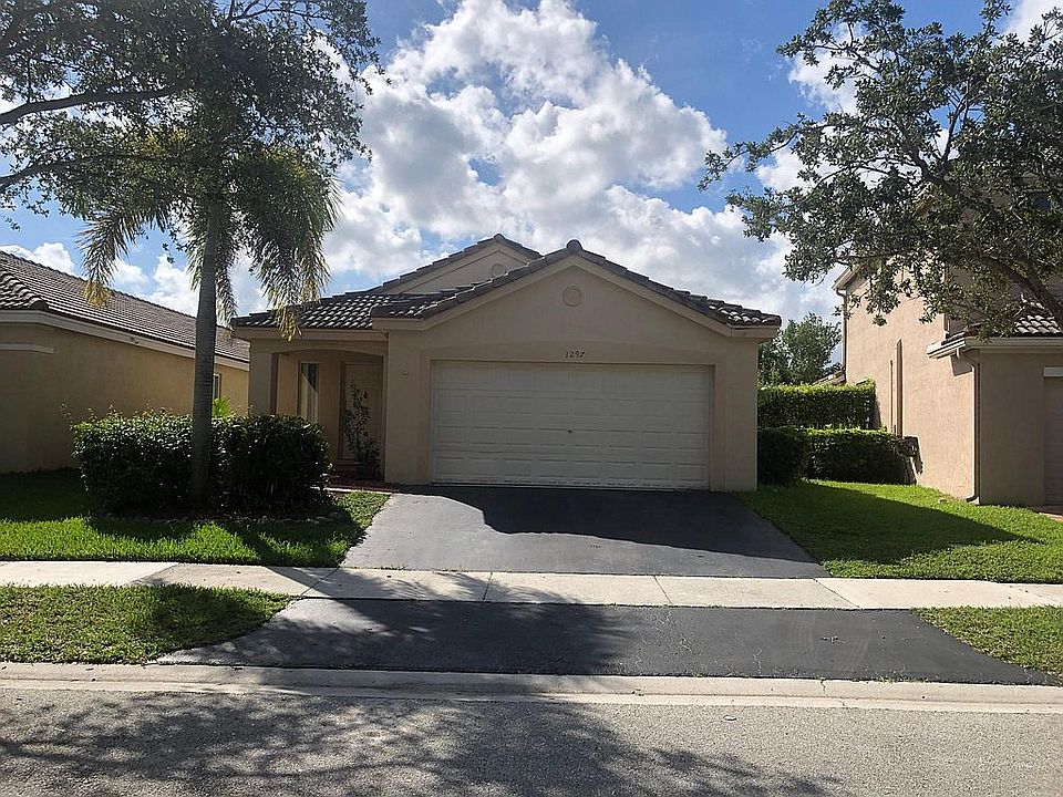 1st image of 1297 Sago Ln