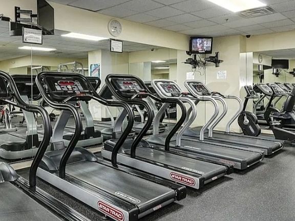 4th image of 6040 John F Kennedy Blvd E #1