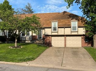 12727 Oakland Ave, Grandview, MO 64030