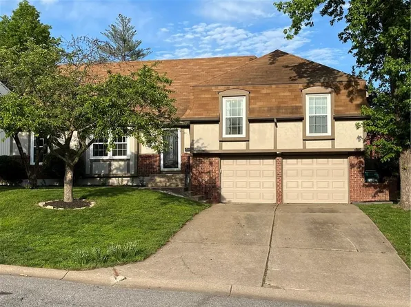12727 Oakland Ave, Grandview, MO 64030