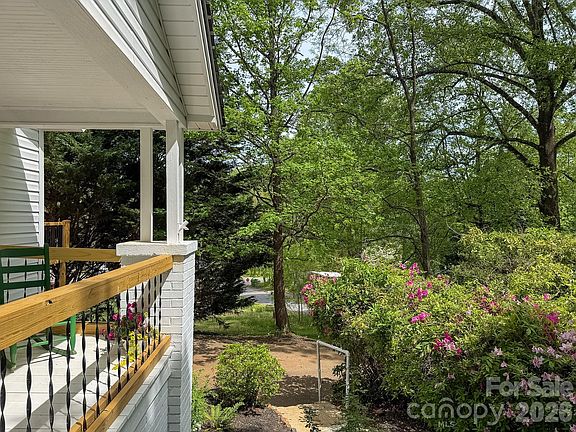 5th image of 50 Hidden Hill Rd
