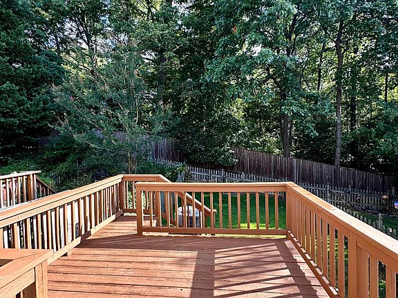 3rd image of 9540 Orbitan Ct