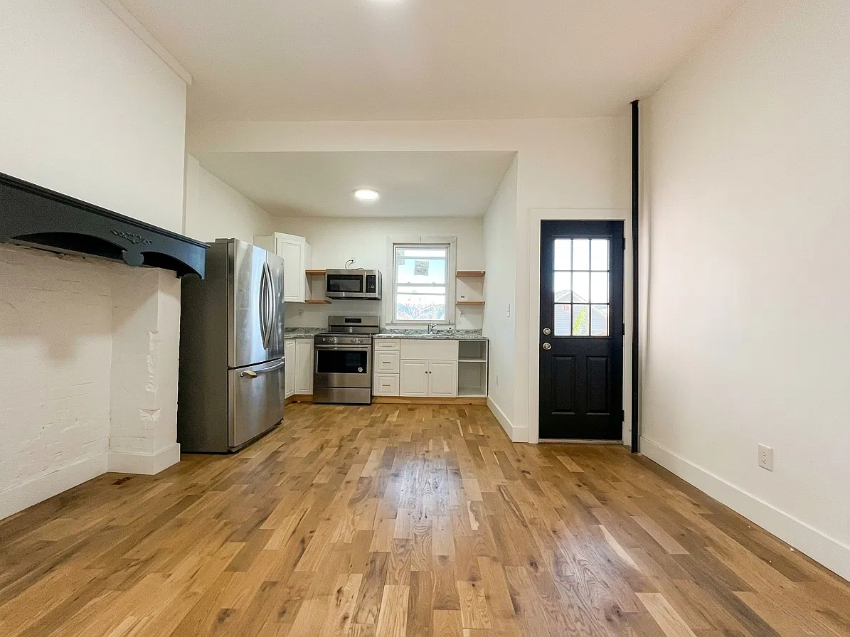 2 bed, $2,200 — Photo 1