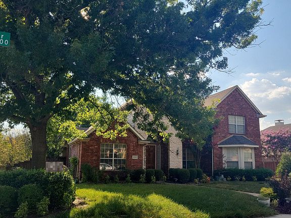 3rd image of 8501 Bradford Dr