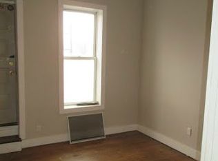 35 Ditmars St, Brooklyn, NY 11221