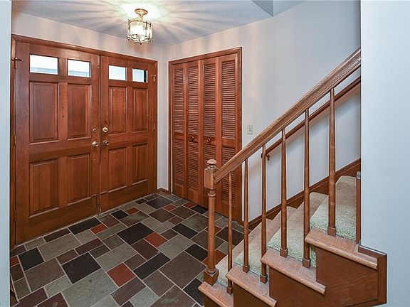 3rd image of 1595 Mozart Dr