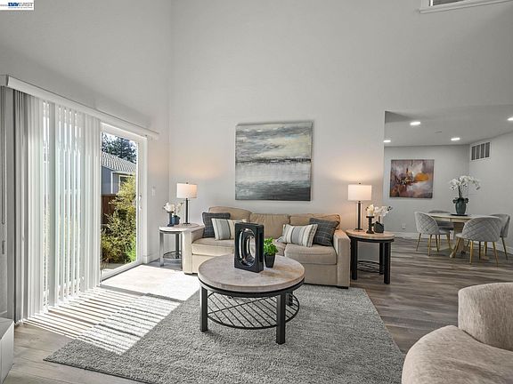 3rd image of 5371 San Simeon Pl