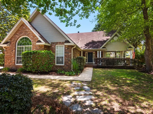 4542 Nancy Ward Ln, Niceville, FL 32578