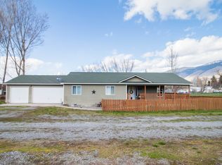 1007 Bryan St, Cove, OR 97824