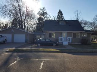 615 Garrison St, Nekoosa, WI 54457