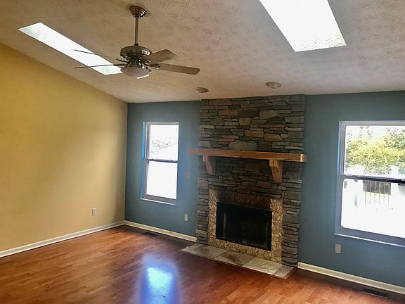 5th image of 1188 Poplar Hill Dr
