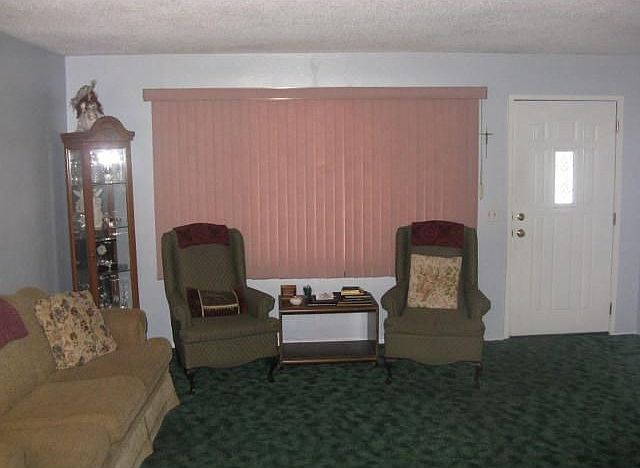 2nd image of 3063 Oak Grove Pl