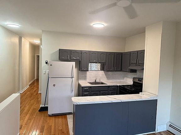 5th image of 79 Franklin St Floor 2