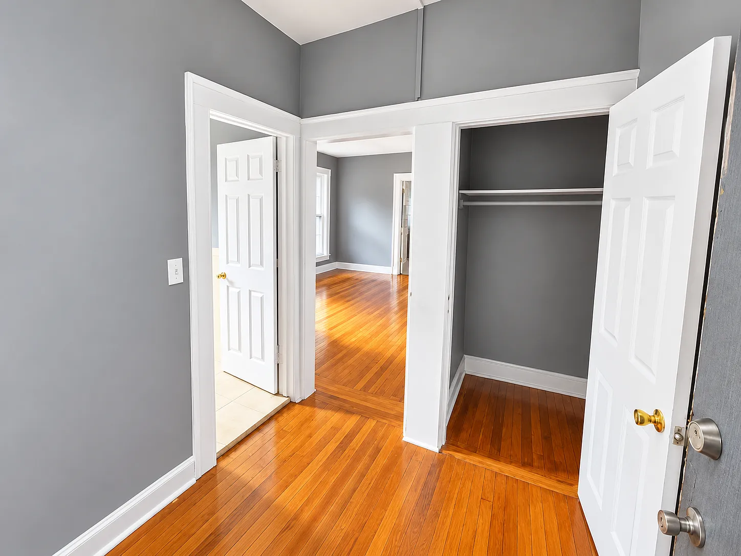 2 bed, 650 sqft, $1,850 — Photo 3
