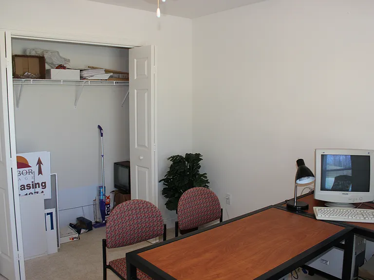 Mount Tabor Village — Photo 21