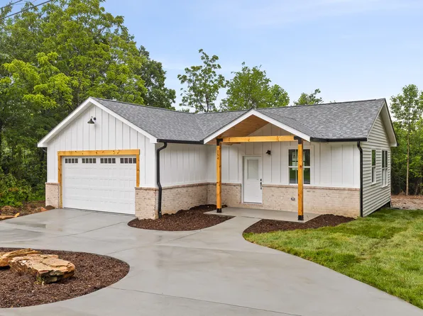 154 Grayson Way, Signal Mountain, TN 37377