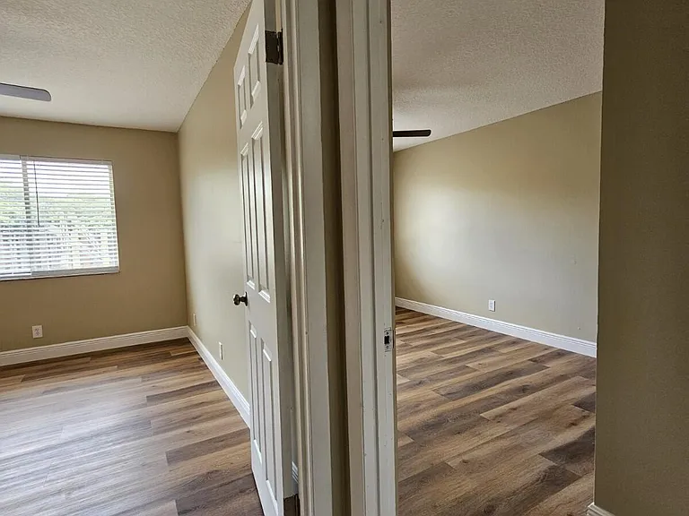 4795 Orleans Ct #B — Photo 21