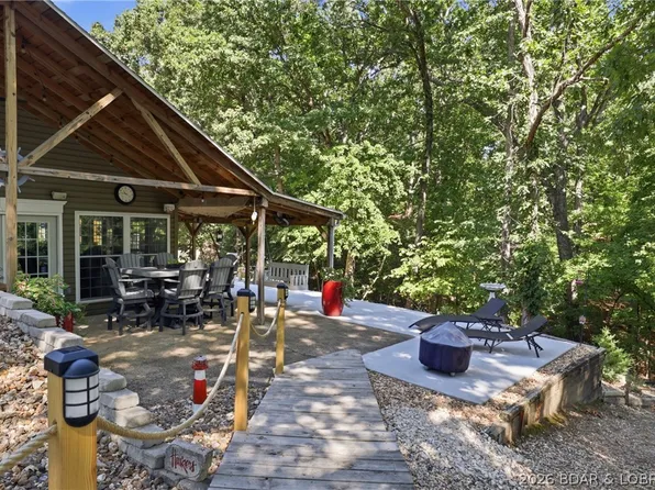 65 Niangua Rd, Sunrise Beach, MO 65079