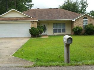 3609 N 8th St, Ocean Springs, MS 39564