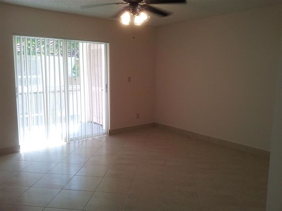 1st image of 784 NW 92nd Ave