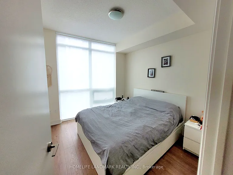 30 Roehampton Ave #3110 — Photo 25