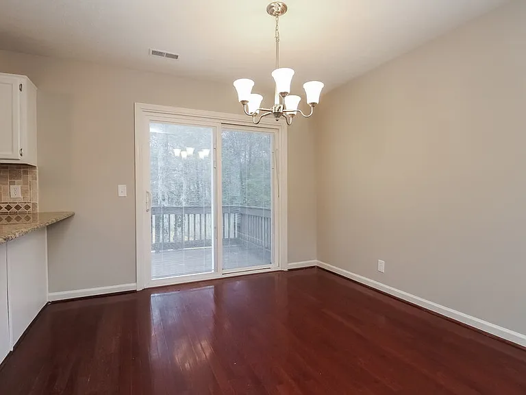 116 Yocum Dr — Photo 6