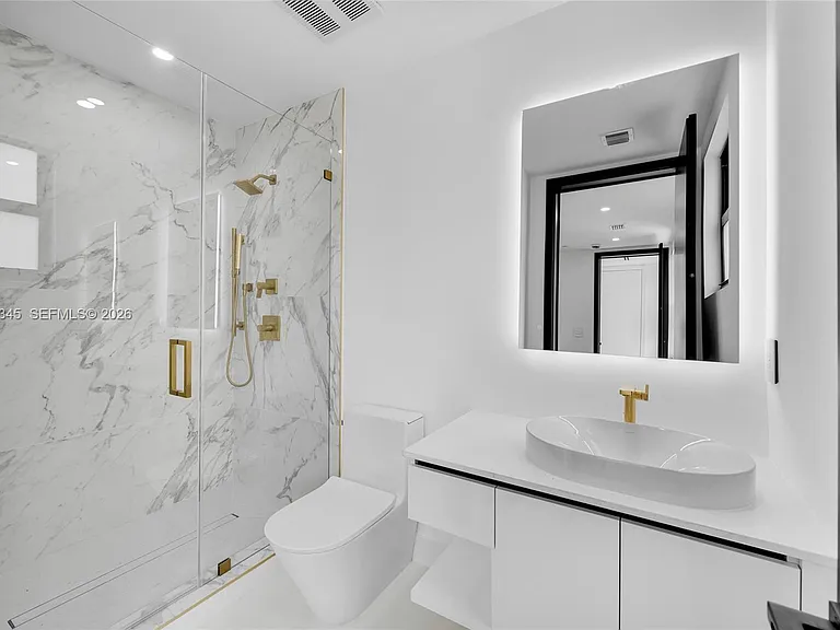 3222 NE 7th St #1 — Photo 43