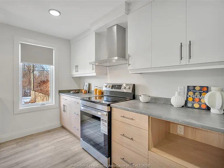 515 Caron Ave #2 — Photo 11