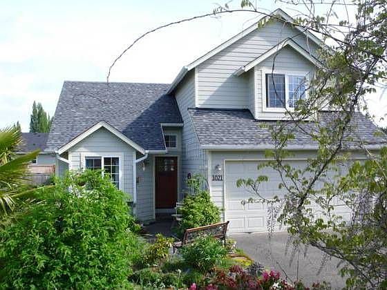 1st image of 1021 Kiwi Ct NW