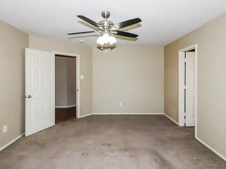 6618 Sutton Meadows Dr — Photo 10