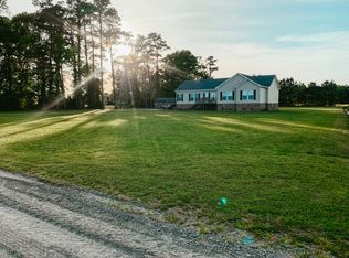 153 Stallings Rd, Knotts Island, NC 27950