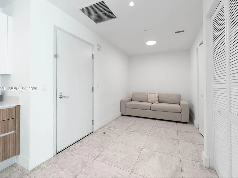 239 SW 9th St #2103 — Photo 9