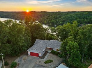 34 Reading Ln, Bella Vista, AR 72714