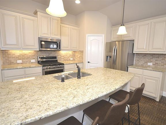 5th image of 5208 Ambergate Ln