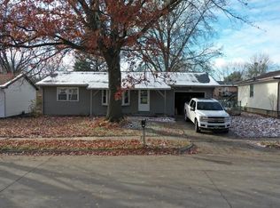 2249 Bancroft Dr, Iowa City, IA 52240