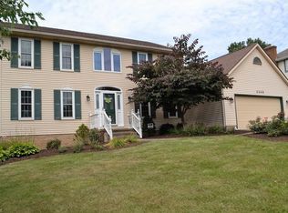 3345 Stratham Cir NW, Canton, OH 44708