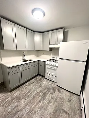 Rented by Bouklis Group | media 1