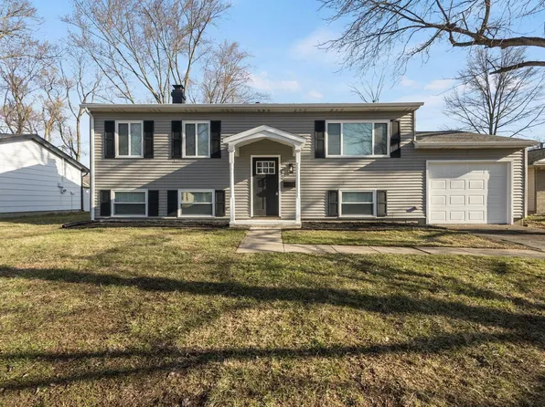 4920 Blackford Dr E, South Bend, IN 46614
