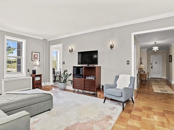 3rd image of 300 S Broadway APT 5G