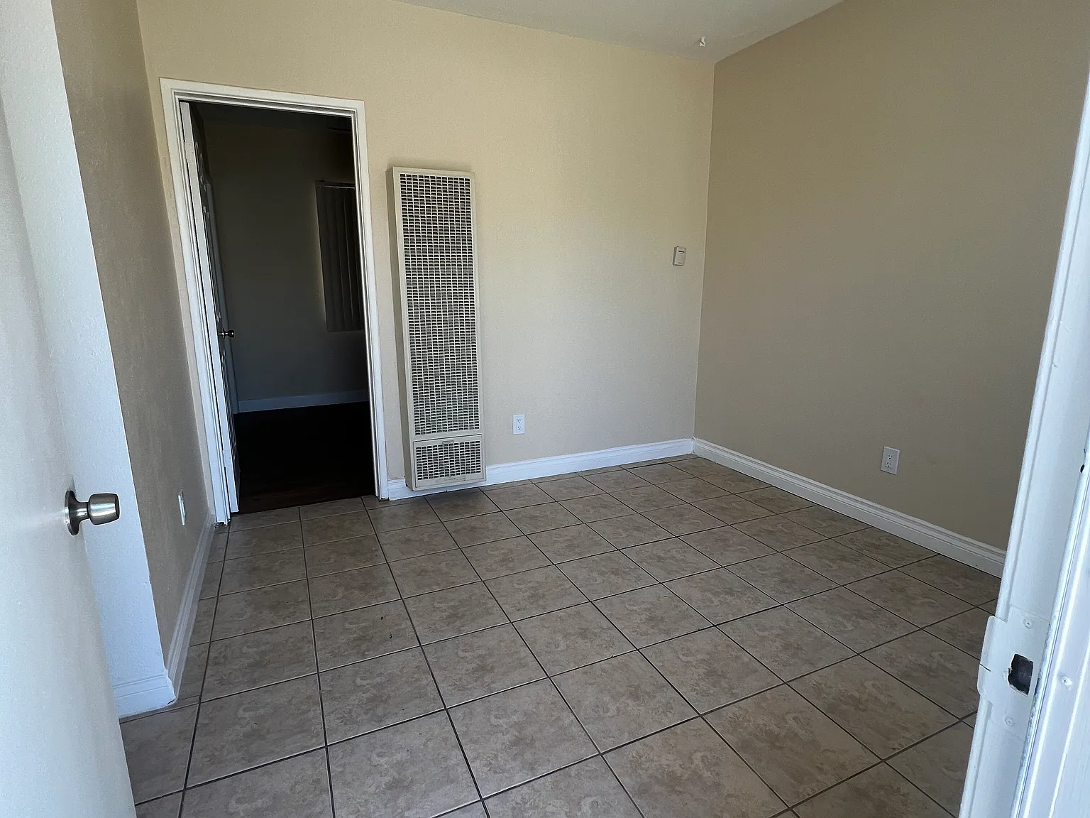 5925 Muller St — Photo 2
