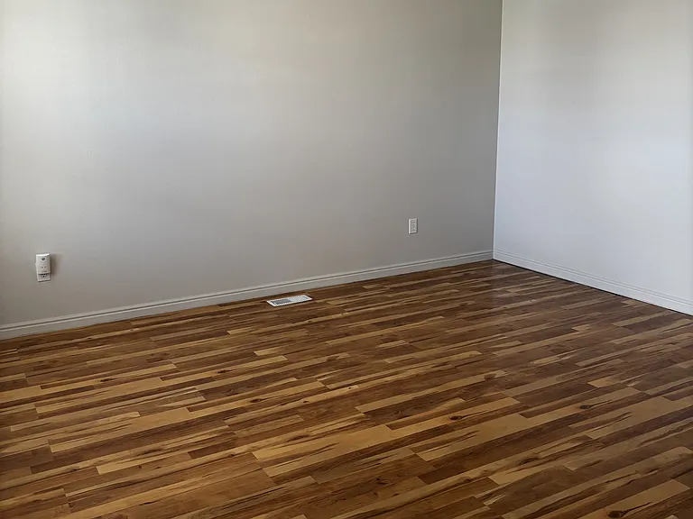 4815 E Levi Ln — Photo 2