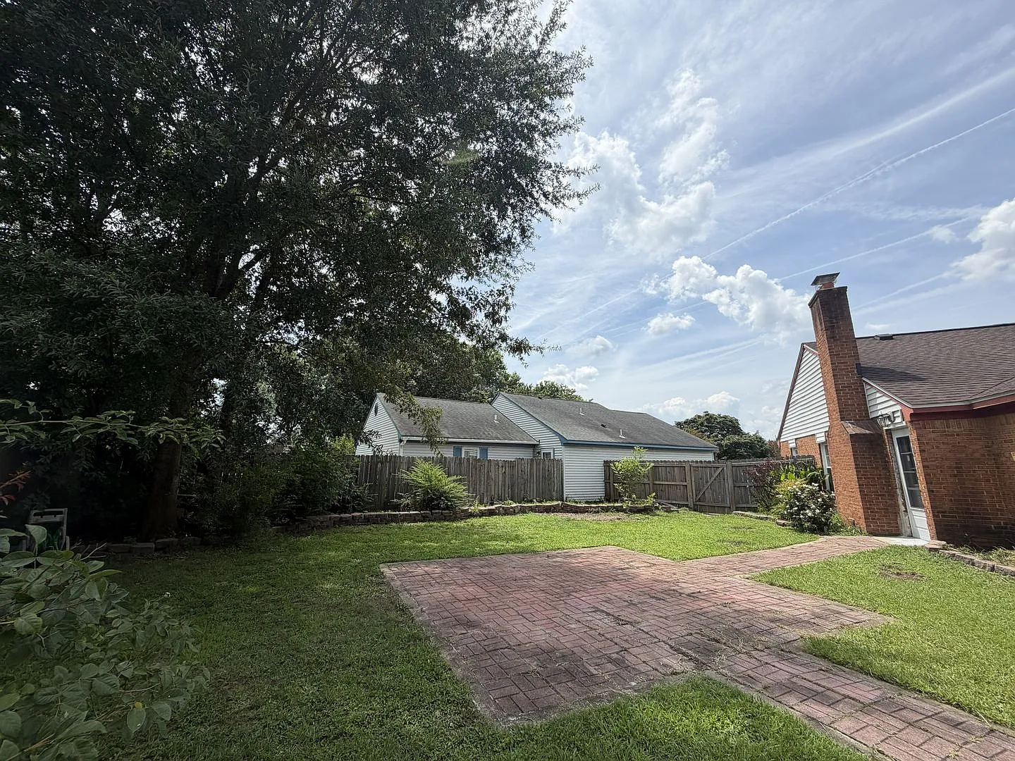 3 Bedroom Ranch Style Home — Photo 2